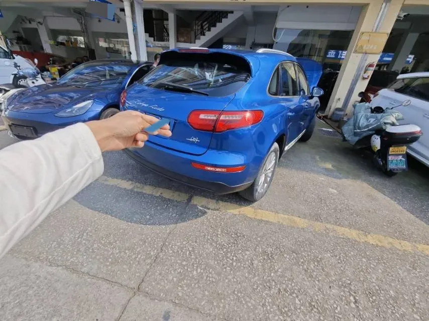 2017 Zotye SR9 2.0T 190HP L4 6DCT,autocango,china used car exporter,china ev exporter,chinese used car exporter,chinese used ev exporter