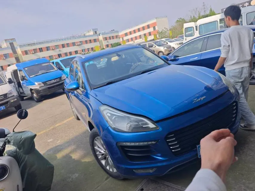 2017 Zotye SR9 2.0T 190HP L4 6DCT,autocango,china used car exporter,china ev exporter,chinese used car exporter,chinese used ev exporter
