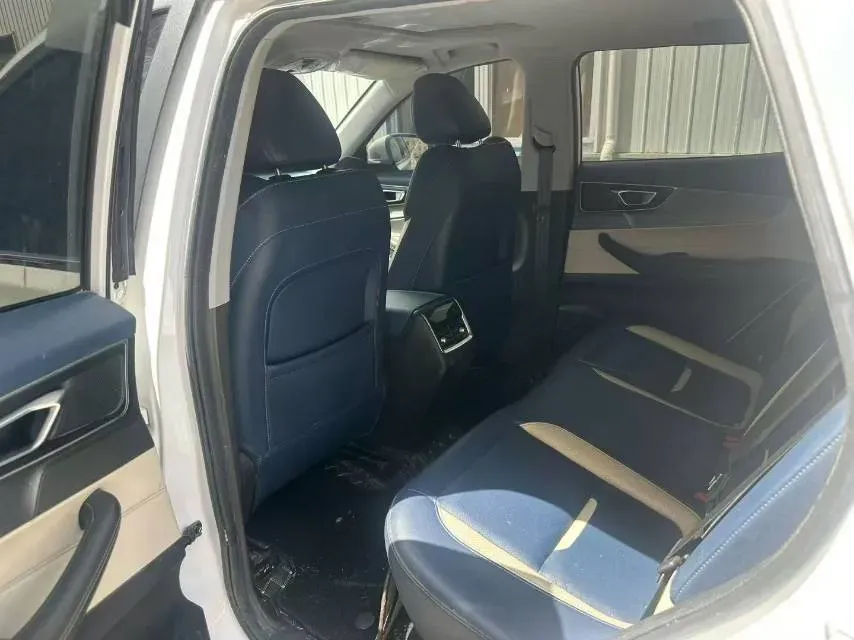 2023 Chery Tiggo 5x 1.5L 120HP L4 CVT,autocango,china used car exporter,china ev exporter,chinese used car exporter,chinese used ev exporter