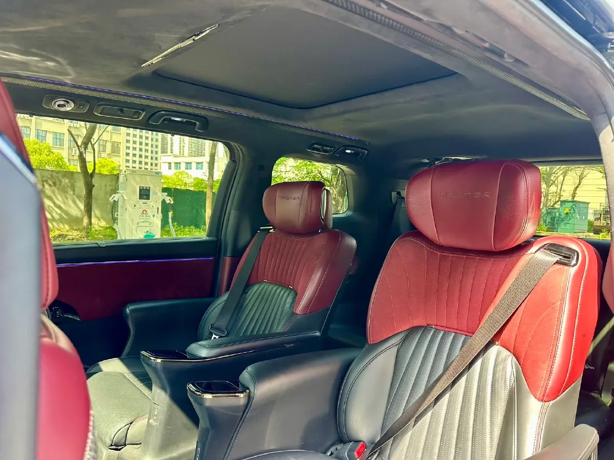 2023 GAC Trumpchi M8 2.0T 252HP L4 8AT,autocango,china used car exporter,china ev exporter,chinese used car exporter,chinese used ev exporter