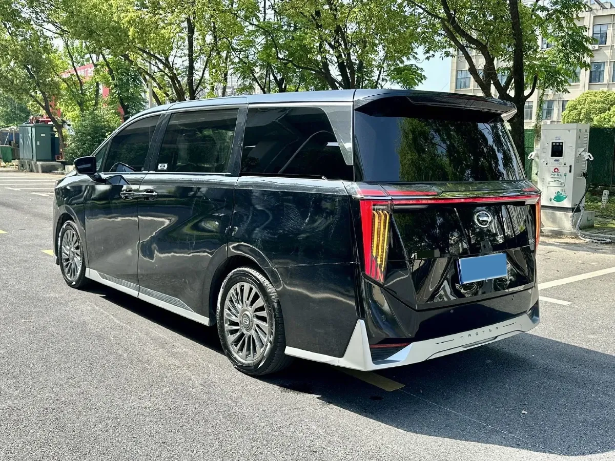 2023 GAC Trumpchi M8 2.0T 252HP L4 8AT,autocango,china used car exporter,china ev exporter,chinese used car exporter,chinese used ev exporter