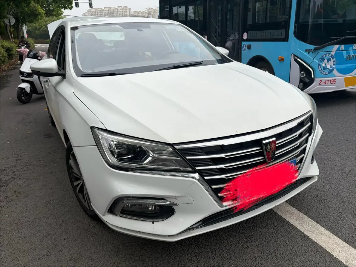 2019 Roewe i5 1.5L 120HP L4 CVT,autocango,china used car exporter,china ev exporter,chinese used car exporter,chinese used ev exporter