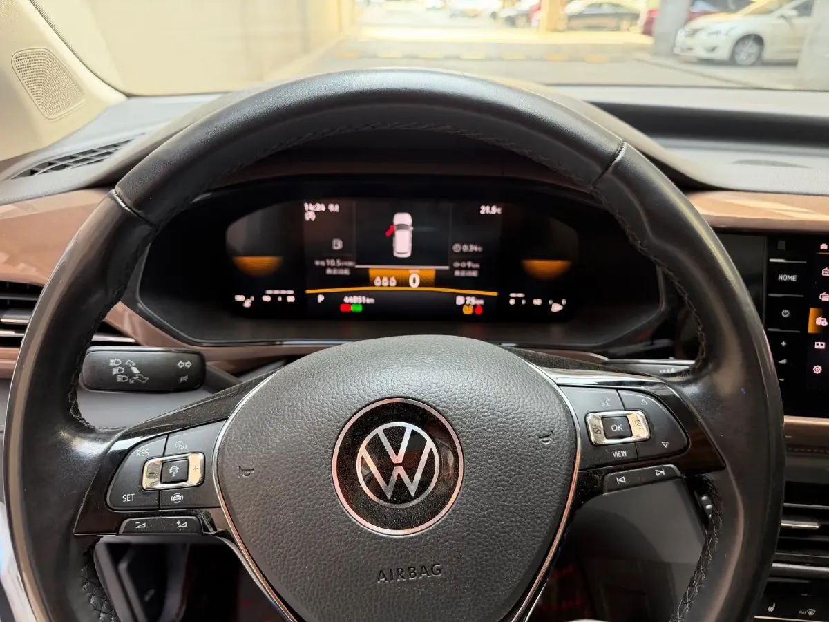 2022 Volkswagen Tharu 1.4T 150HP L4 7DCT,autocango,china used car exporter,china ev exporter,chinese used car exporter,chinese used ev exporter