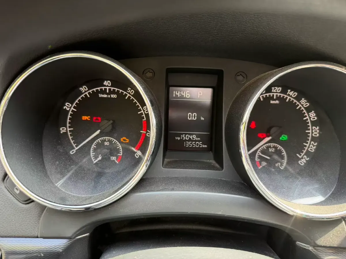 2016 Skoda Yeti 1.4T 150HP L4 7DCT,autocango,china used car exporter,china ev exporter,chinese used car exporter,chinese used ev exporter