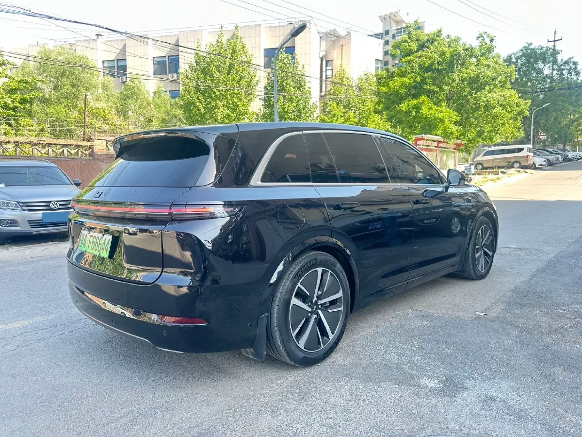 2024 Li L8 Range Extended 154HP REEV 42.8KWH,autocango,china used car exporter,china ev exporter,chinese used car exporter,chinese used ev exporter