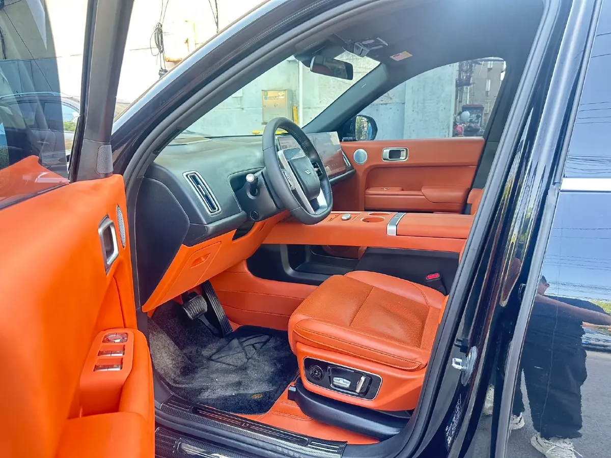 2024 Li L8 Range Extended 154HP REEV 42.8KWH,autocango,china used car exporter,china ev exporter,chinese used car exporter,chinese used ev exporter