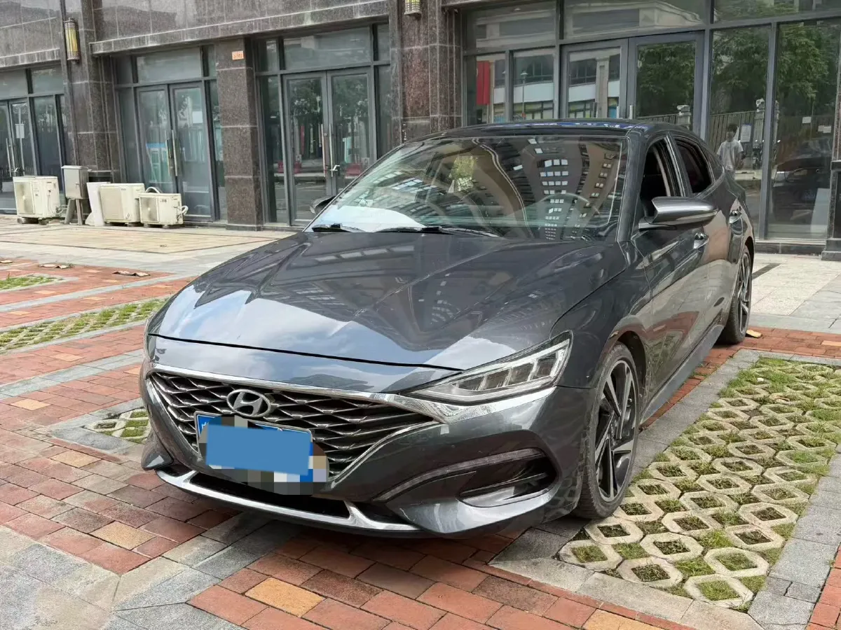 2019 Hyundai La Festa 1.6T 204HP L4 7DCT,autocango,china used car exporter,china ev exporter,chinese used car exporter,chinese used ev exporter