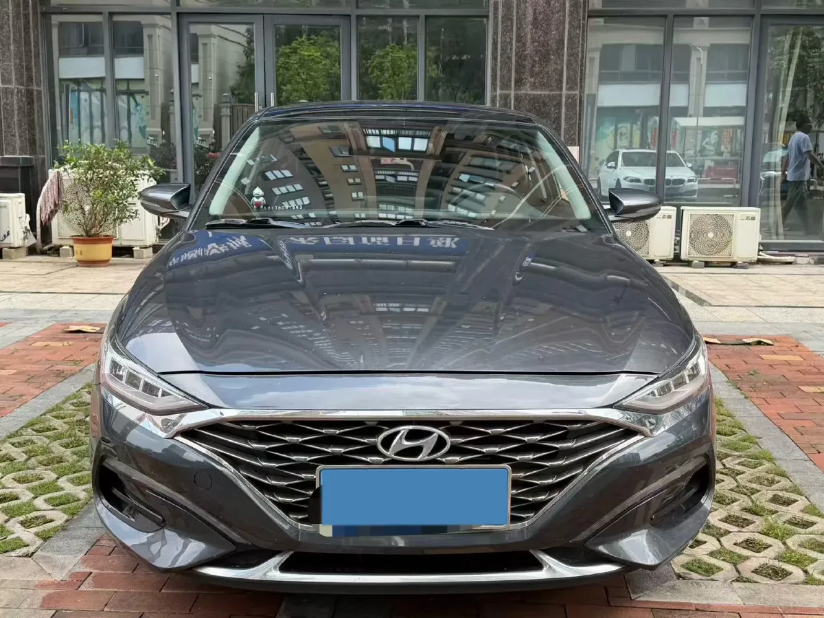 2019 Hyundai La Festa 1.6T 204HP L4 7DCT,autocango,china used car exporter,china ev exporter,chinese used car exporter,chinese used ev exporter