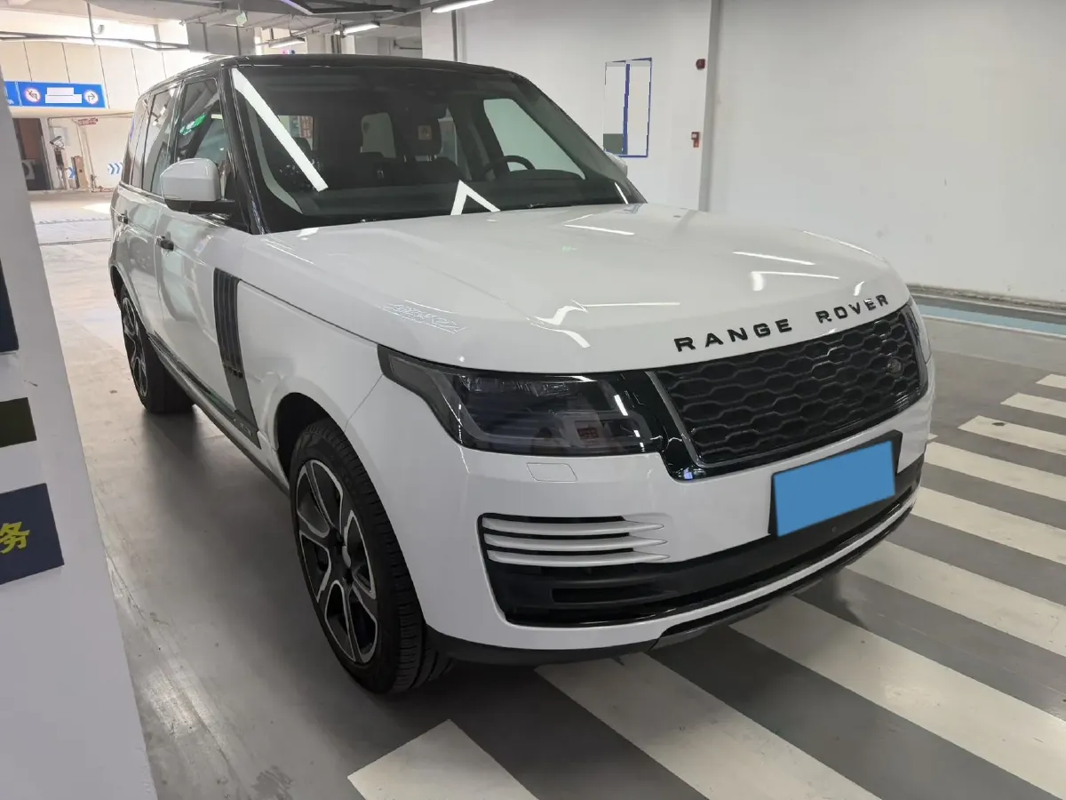 2018 Land Rover Range Rover Evoque 2.0T 241HP L4 9AT,autocango,china used car exporter,china ev exporter,chinese used car exporter,chinese used ev exporter