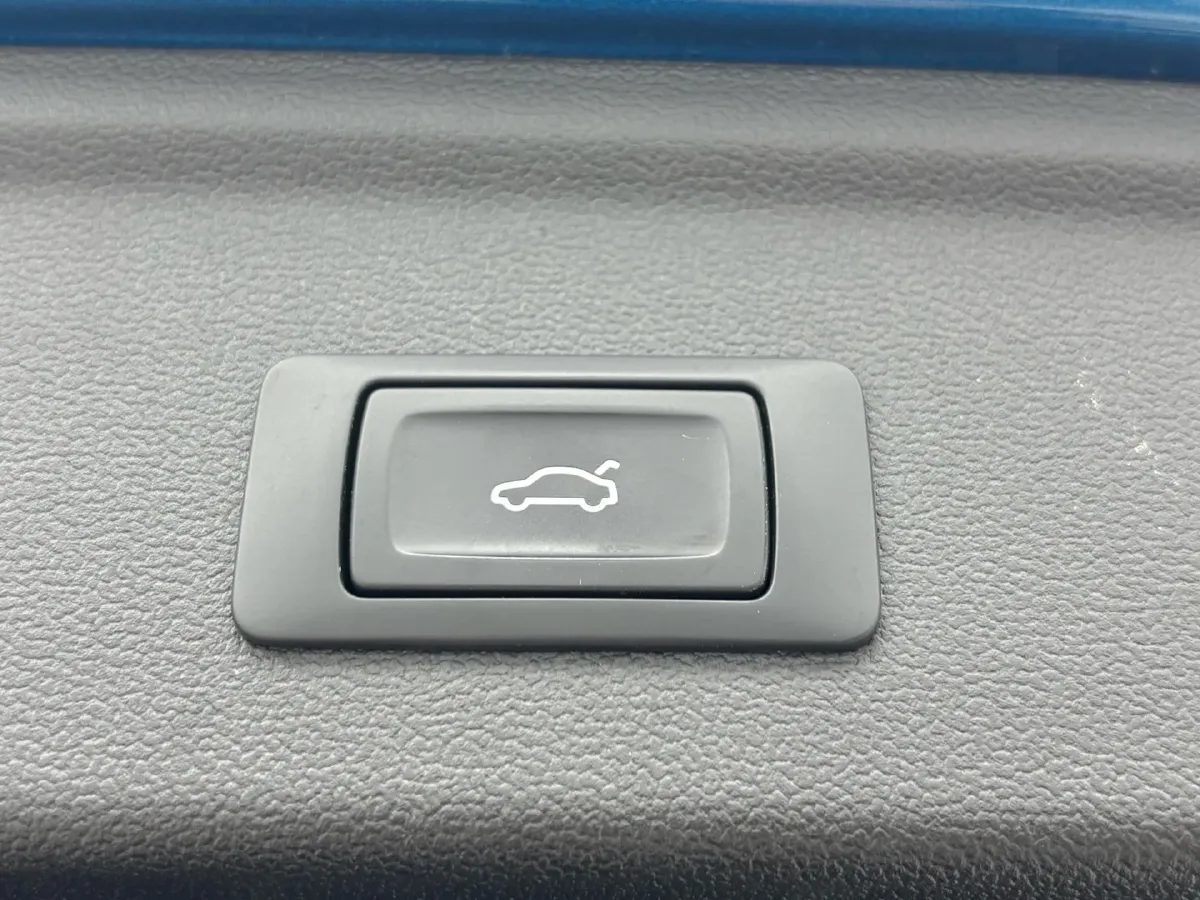 2022 Audi A3 1.4T 150HP L4 7DCT,autocango,china used car exporter,china ev exporter,chinese used car exporter,chinese used ev exporter