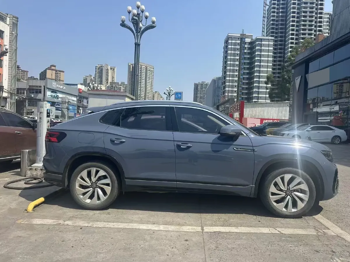 2020 Volkswagen Tayron X 2.0T 186HP L4 7DCT,autocango,china used car exporter,china ev exporter,chinese used car exporter,chinese used ev exporter