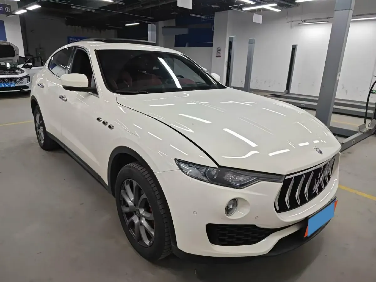 2019 Maserati Levante 3.0T 350HP V6 8AT,autocango,china used car exporter,china ev exporter,chinese used car exporter,chinese used ev exporter