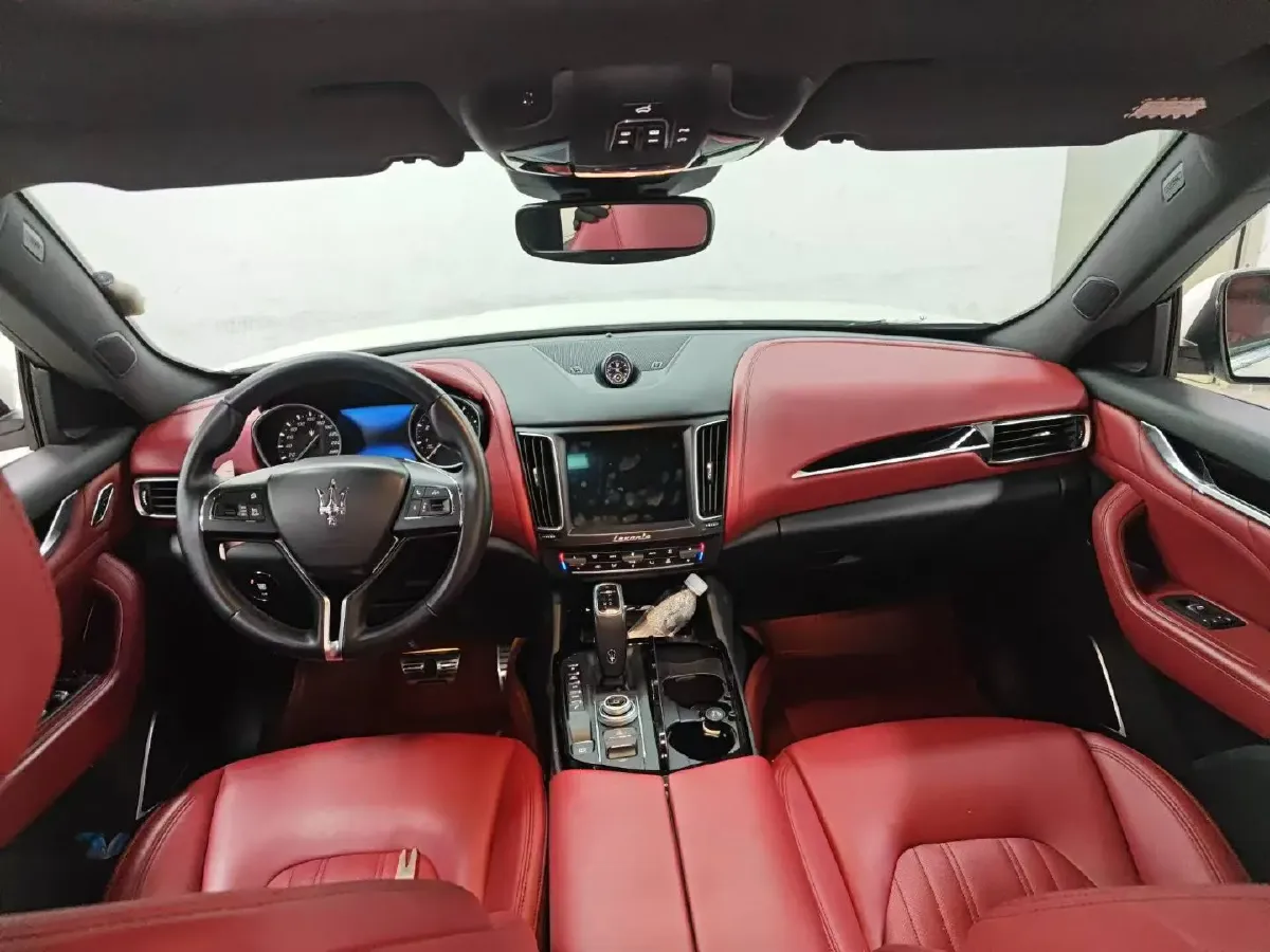 2019 Maserati Levante 3.0T 350HP V6 8AT,autocango,china used car exporter,china ev exporter,chinese used car exporter,chinese used ev exporter