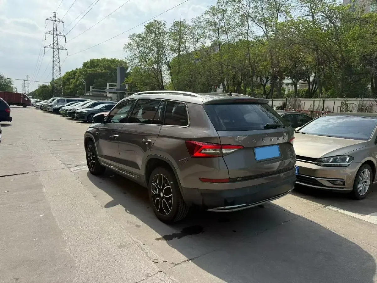 2019 Chevrolet Equinox 2.0T 260HP L4 9AT,autocango,china used car exporter,china ev exporter,chinese used car exporter,chinese used ev exporter