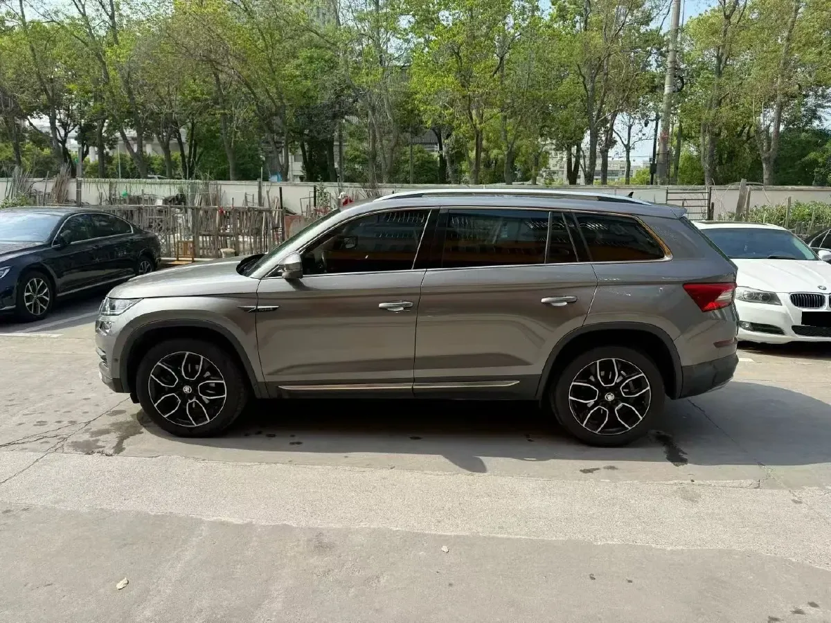 2019 Chevrolet Equinox 2.0T 260HP L4 9AT,autocango,china used car exporter,china ev exporter,chinese used car exporter,chinese used ev exporter