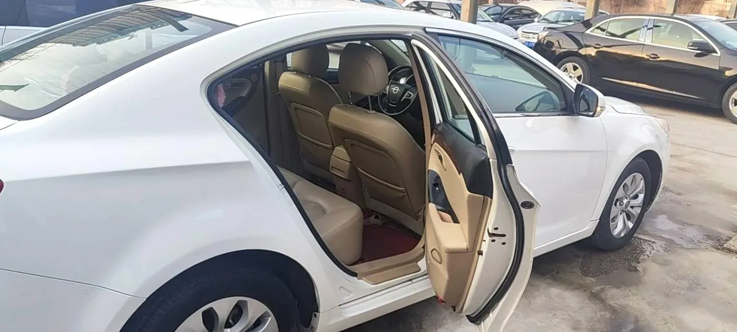 2015 HaiMa M8 1.8T 188HP L4 6AT,autocango,china used car exporter,china ev exporter,chinese used car exporter,chinese used ev exporter