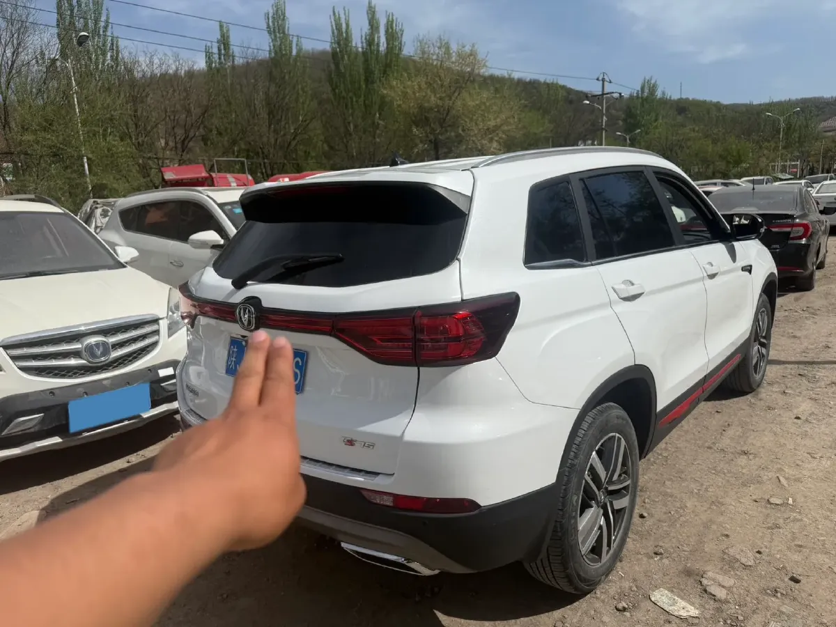 2022 ChangAn CS75 1.5T 180HP L4 7DCT,autocango,china used car exporter,china ev exporter,chinese used car exporter,chinese used ev exporter