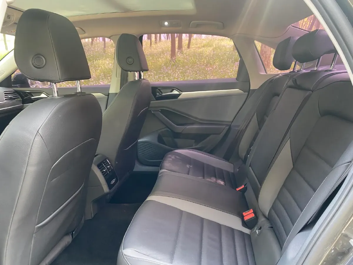 2021 Volkswagen Sagitar 1.4T 150HP L4 7DCT,autocango,china used car exporter,china ev exporter,chinese used car exporter,chinese used ev exporter