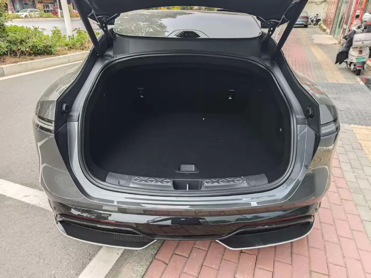 2025 Avatr 06 BEV,autocango,china used car exporter,china ev exporter,chinese used car exporter,chinese used ev exporter