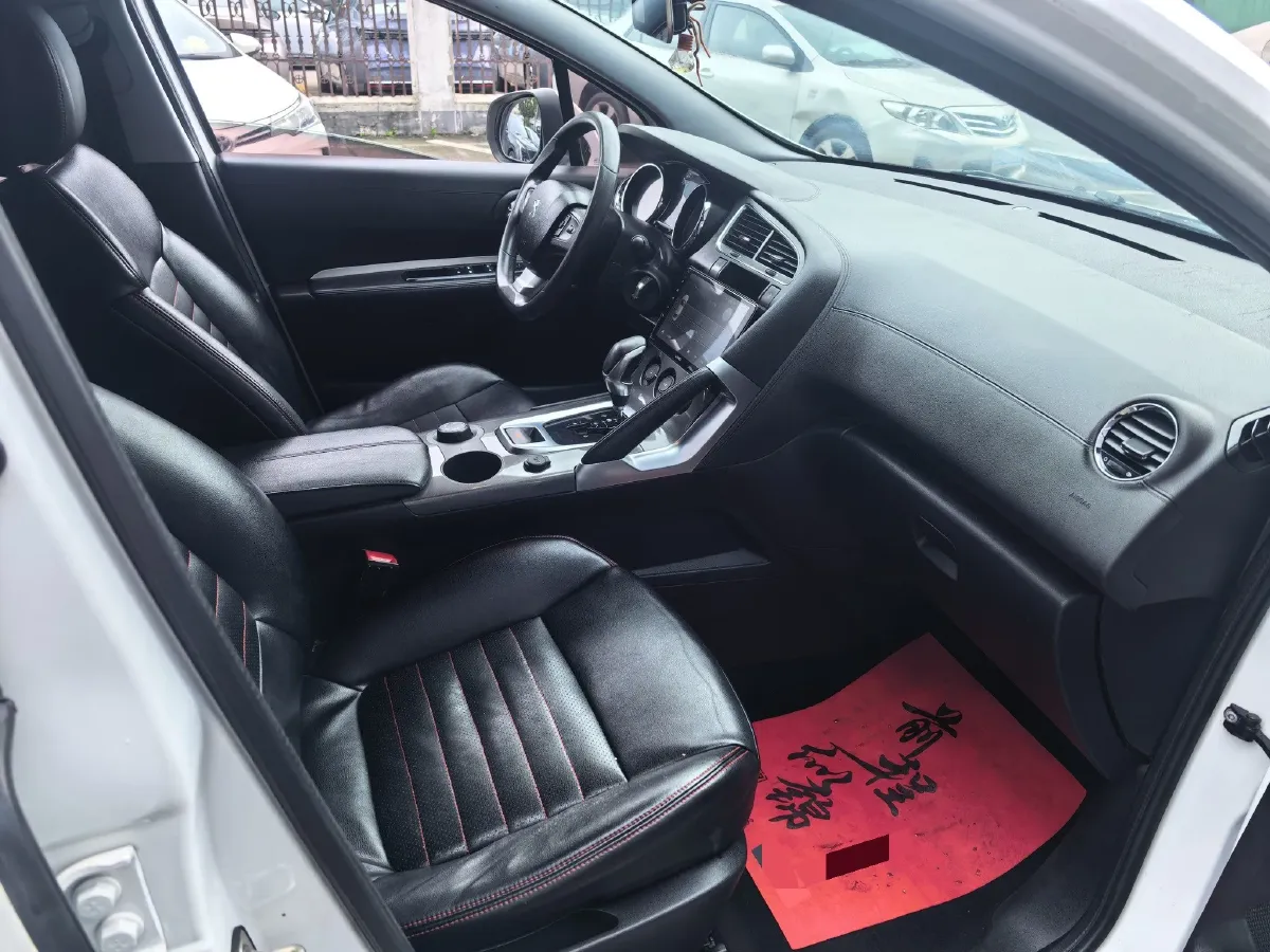 2018 Peugeot 3008 1.6T 167HP L4 6AT,autocango,china used car exporter,china ev exporter,chinese used car exporter,chinese used ev exporter