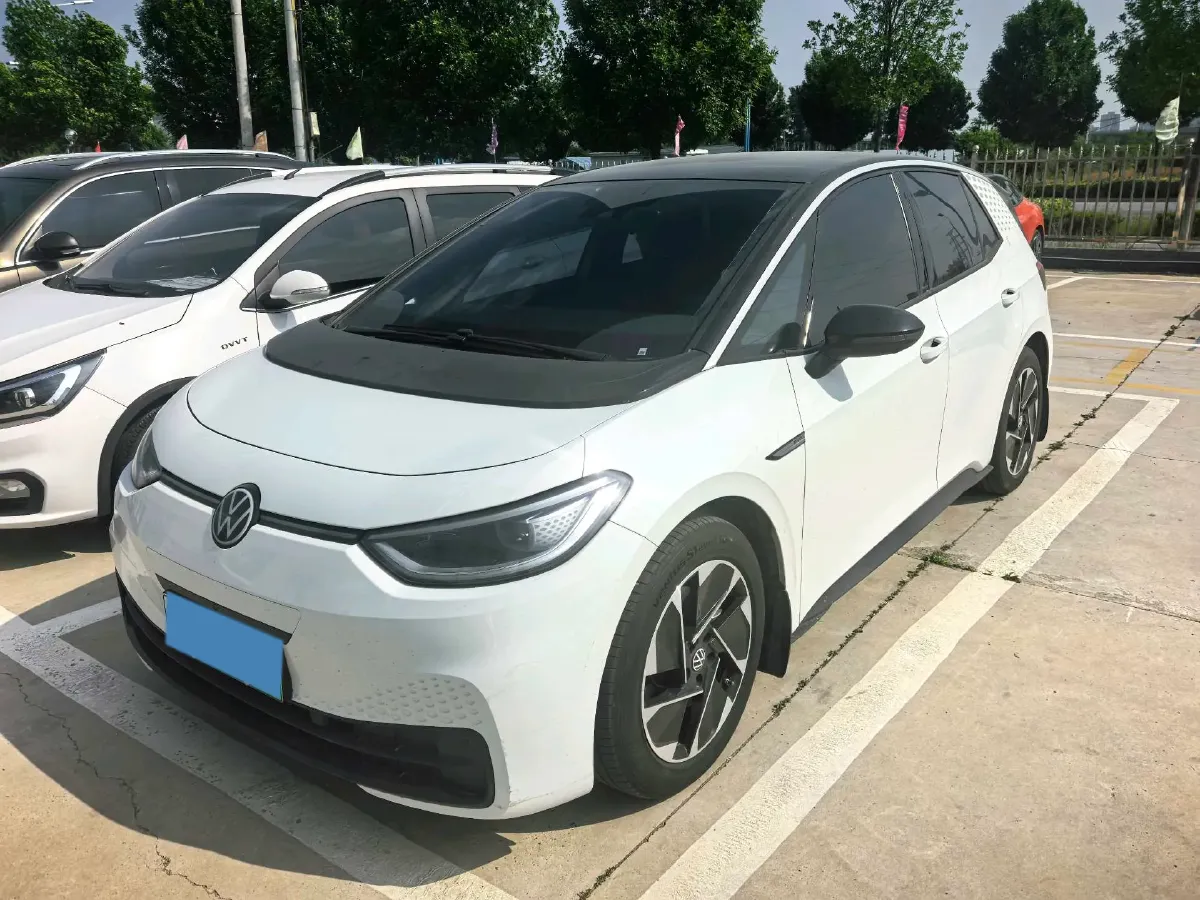 2025 Volkswagen ID.3 BEV 52.8KWH,autocango,china used car exporter,china ev exporter,chinese used car exporter,chinese used ev exporter