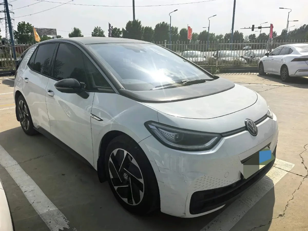 2025 Volkswagen ID.3 BEV 52.8KWH,autocango,china used car exporter,china ev exporter,chinese used car exporter,chinese used ev exporter