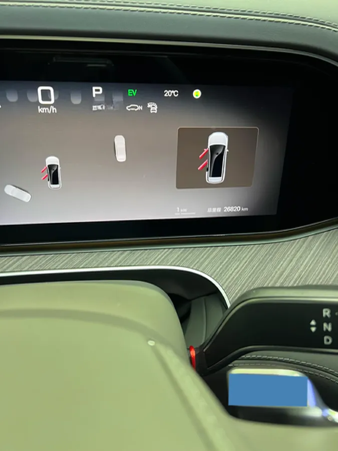 2025 Denza DenzaN9 2.0T 207HP L4 E-CVT PHEV,autocango,china used car exporter,china ev exporter,chinese used car exporter,chinese used ev exporter