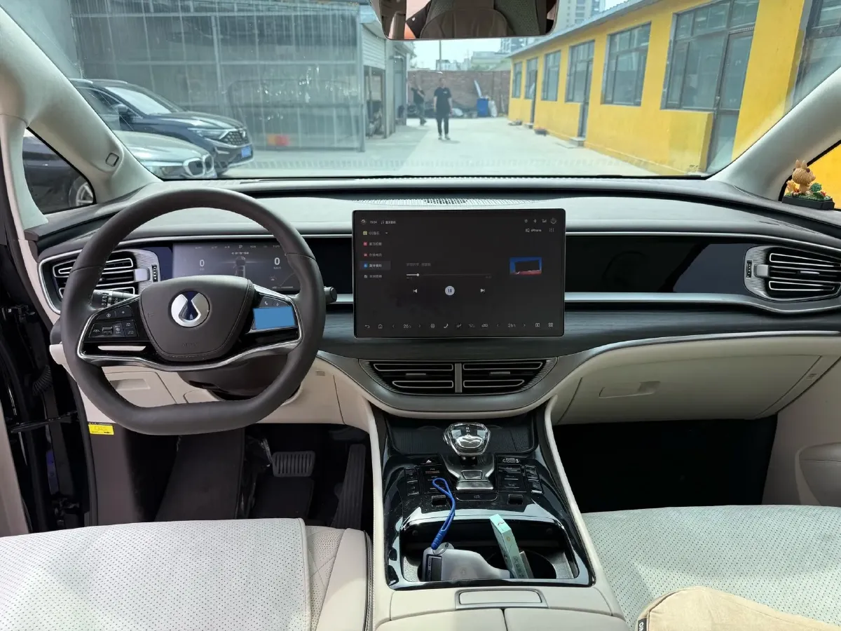 2024 Denza D9 1.5T 139HP L4 E-CVT PHEV 40KWH,autocango,china used car exporter,china ev exporter,chinese used car exporter,chinese used ev exporter