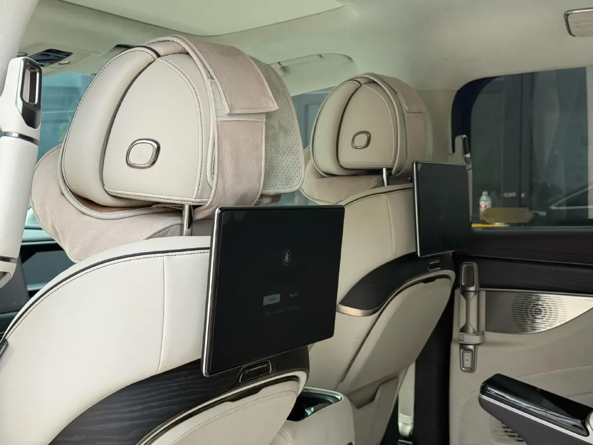 2024 Denza D9 1.5T 139HP L4 E-CVT PHEV 40KWH,autocango,china used car exporter,china ev exporter,chinese used car exporter,chinese used ev exporter