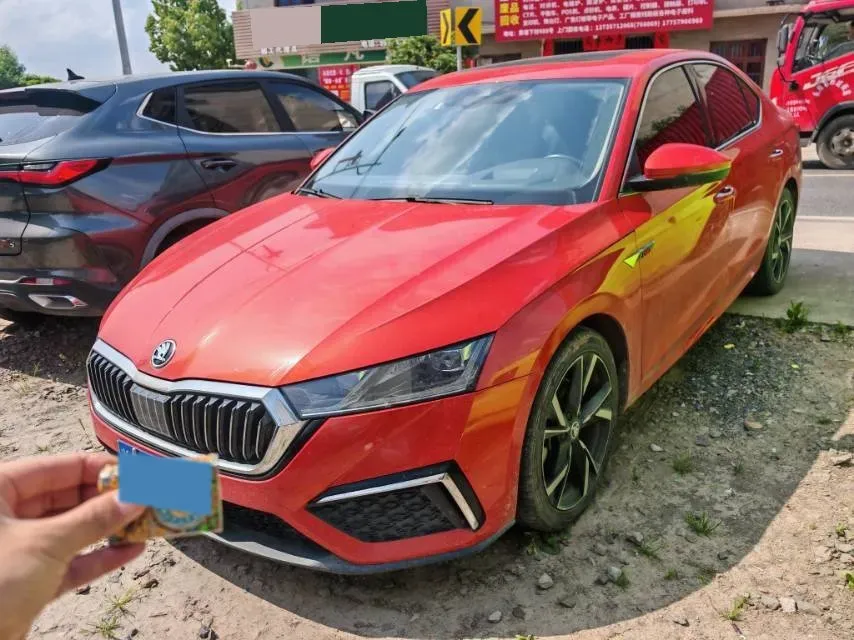 2021 Skoda Octavia 1.4T 150HP L4 7DCT,autocango,china used car exporter,china ev exporter,chinese used car exporter,chinese used ev exporter