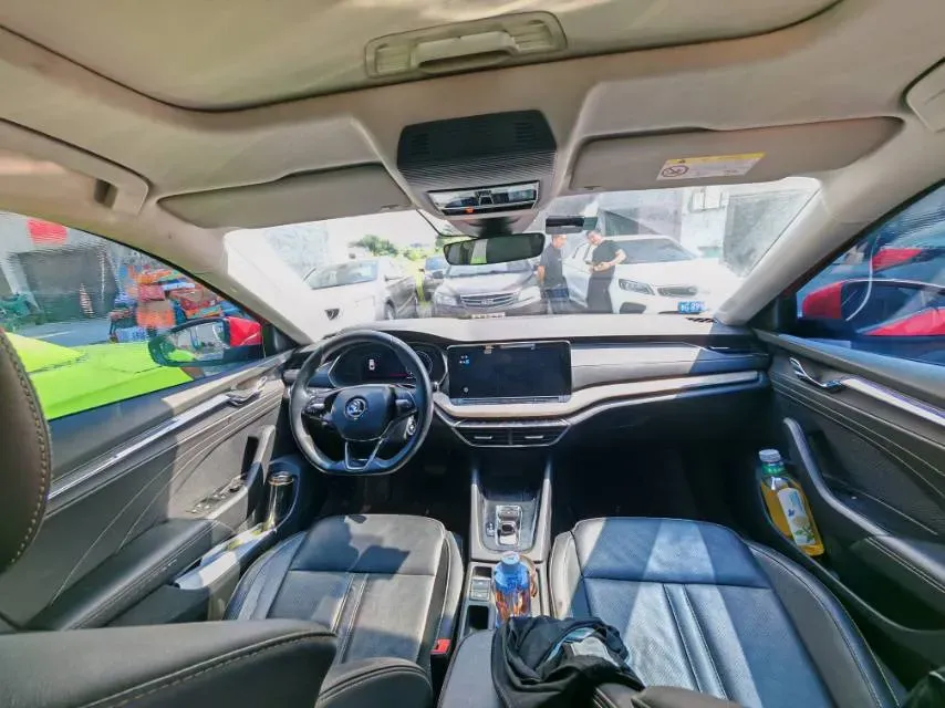 2021 Skoda Octavia 1.4T 150HP L4 7DCT,autocango,china used car exporter,china ev exporter,chinese used car exporter,chinese used ev exporter