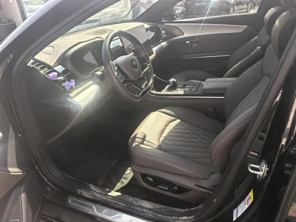 2024 BYD Han 1.5T 139HP L4 E-CVT PHEV 18.316KWH,autocango,china used car exporter,china ev exporter,chinese used car exporter,chinese used ev exporter