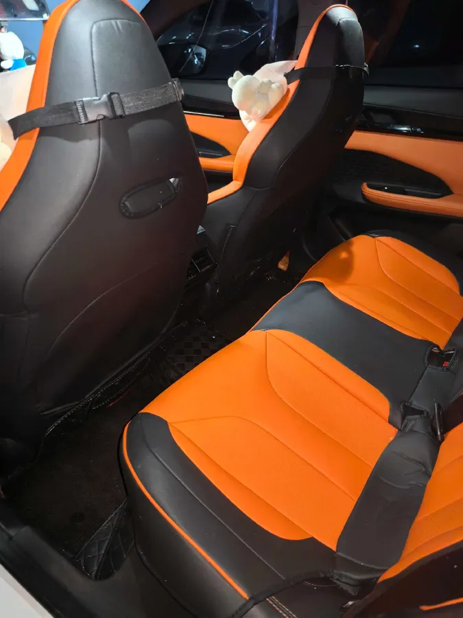 2023 ChangAn UNI-V 1.5T 188HP L4 7DCT,autocango,china used car exporter,china ev exporter,chinese used car exporter,chinese used ev exporter