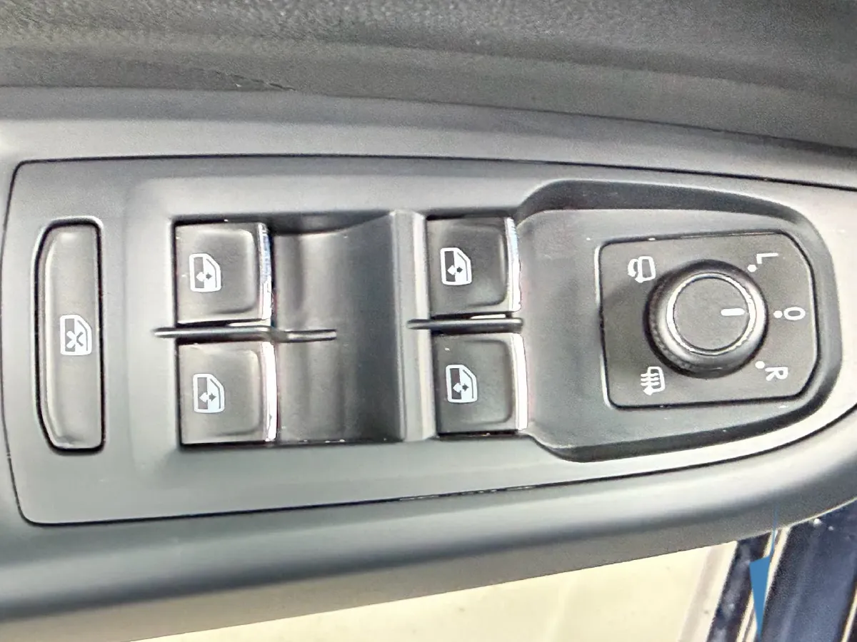 2023 Volkswagen Passat 1.4T 150HP L4 7DCT,autocango,china used car exporter,china ev exporter,chinese used car exporter,chinese used ev exporter