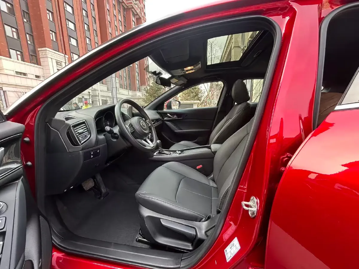 2021 Mazda CX-4 2.0L 158HP L4 6AT,autocango,china used car exporter,china ev exporter,chinese used car exporter,chinese used ev exporter