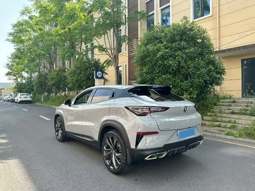 2020 ChangAn UNI-T 1.5T 180HP L4 7DCT,autocango,china used car exporter,china ev exporter,chinese used car exporter,chinese used ev exporter