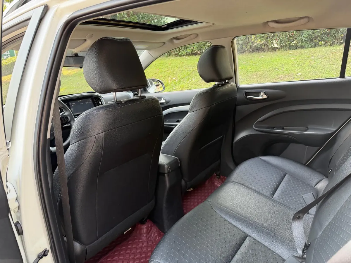 2019 Kia KX1 1.4L 100HP L4 6AT,autocango,china used car exporter,china ev exporter,chinese used car exporter,chinese used ev exporter