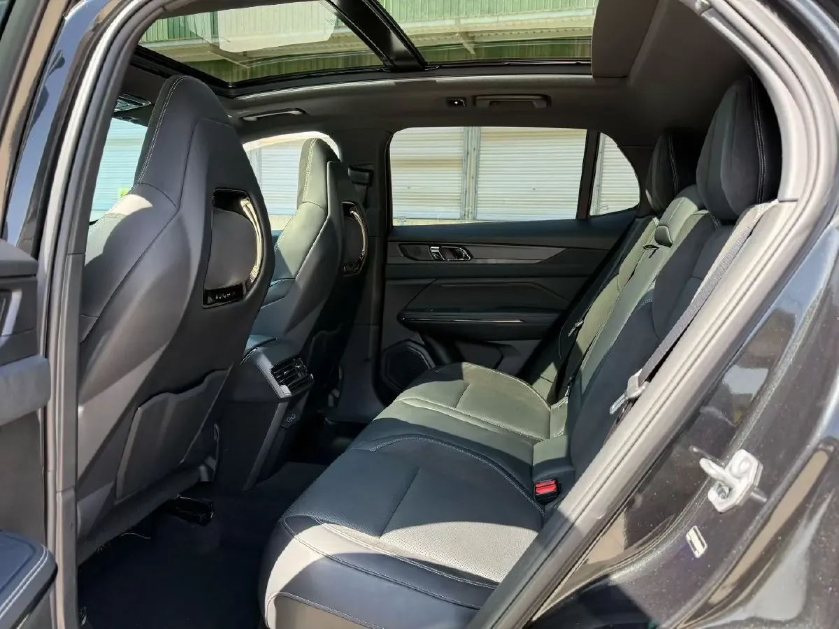 2021 LYNK&CO 01 2.0T 254HP L4 8AT,autocango,china used car exporter,china ev exporter,chinese used car exporter,chinese used ev exporter