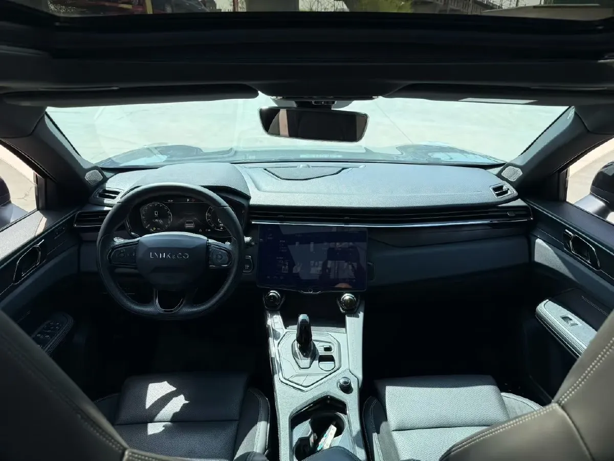 2021 LYNK&CO 01 2.0T 254HP L4 8AT,autocango,china used car exporter,china ev exporter,chinese used car exporter,chinese used ev exporter