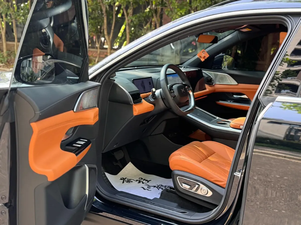 2024 Xpeng G9 BEV 98KWH,autocango,china used car exporter,china ev exporter,chinese used car exporter,chinese used ev exporter