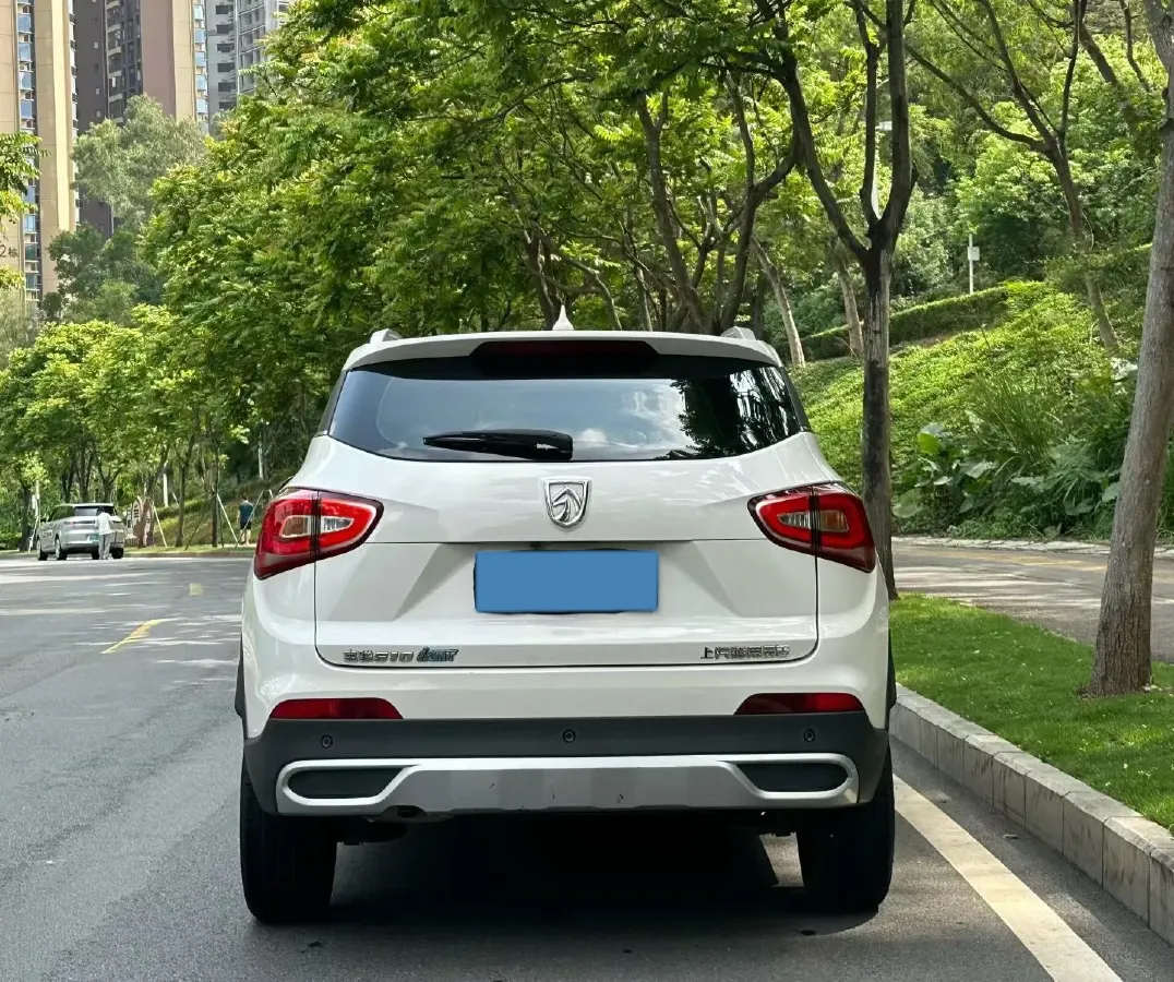 2017 HaiMa S5 Young Edition 1.6L 122HP L4 5MT,autocango,china used car exporter,china ev exporter,chinese used car exporter,chinese used ev exporter