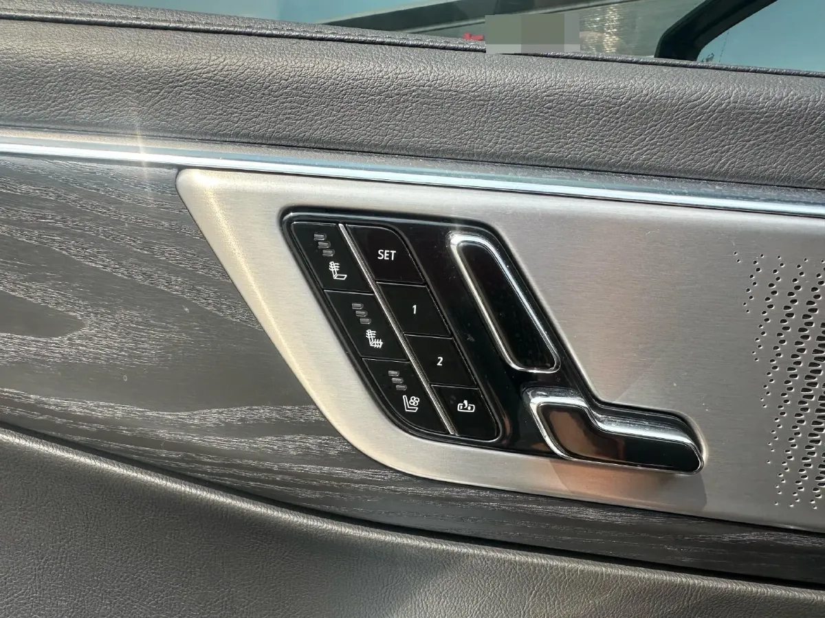 2023 Cadillac CT6 2.0T 237HP L4 10AT,autocango,china used car exporter,china ev exporter,chinese used car exporter,chinese used ev exporter