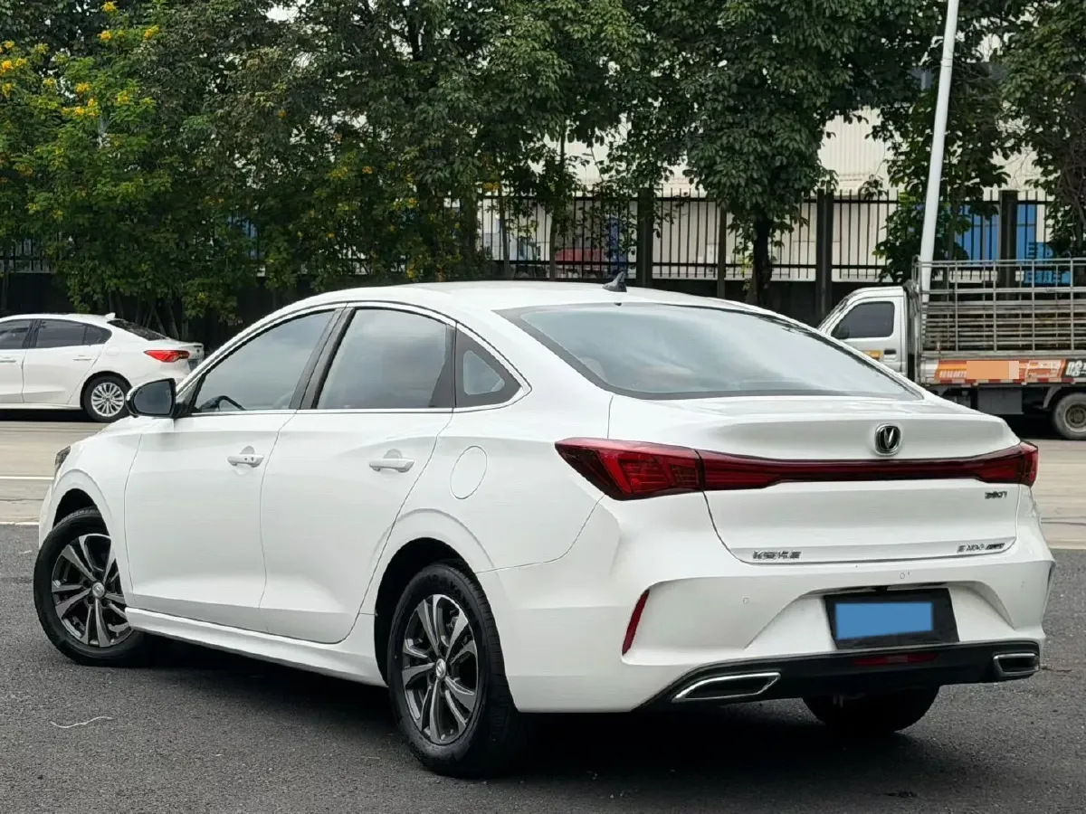 2023 ChangAn Eado 1.4T 160HP L4 7DCT,autocango,china used car exporter,china ev exporter,chinese used car exporter,chinese used ev exporter