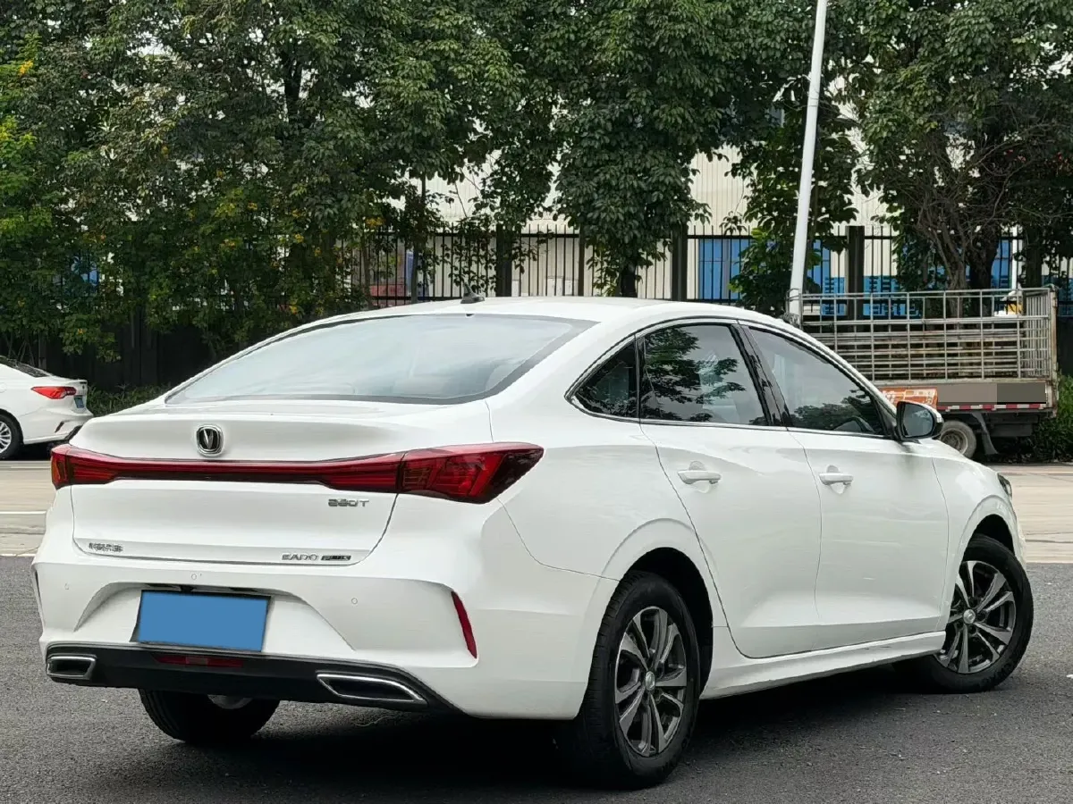 2023 ChangAn Eado 1.4T 160HP L4 7DCT,autocango,china used car exporter,china ev exporter,chinese used car exporter,chinese used ev exporter