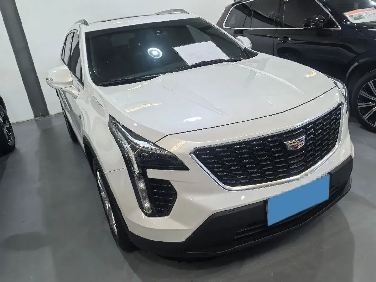 2021 Cadillac XT4 2.0T 237HP L4 9AT,autocango,china used car exporter,china ev exporter,chinese used car exporter,chinese used ev exporter
