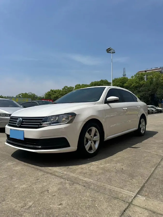 2017 Volkswagen Lavida 1.6L 110HP L4 6AT,autocango,china used car exporter,china ev exporter,chinese used car exporter,chinese used ev exporter