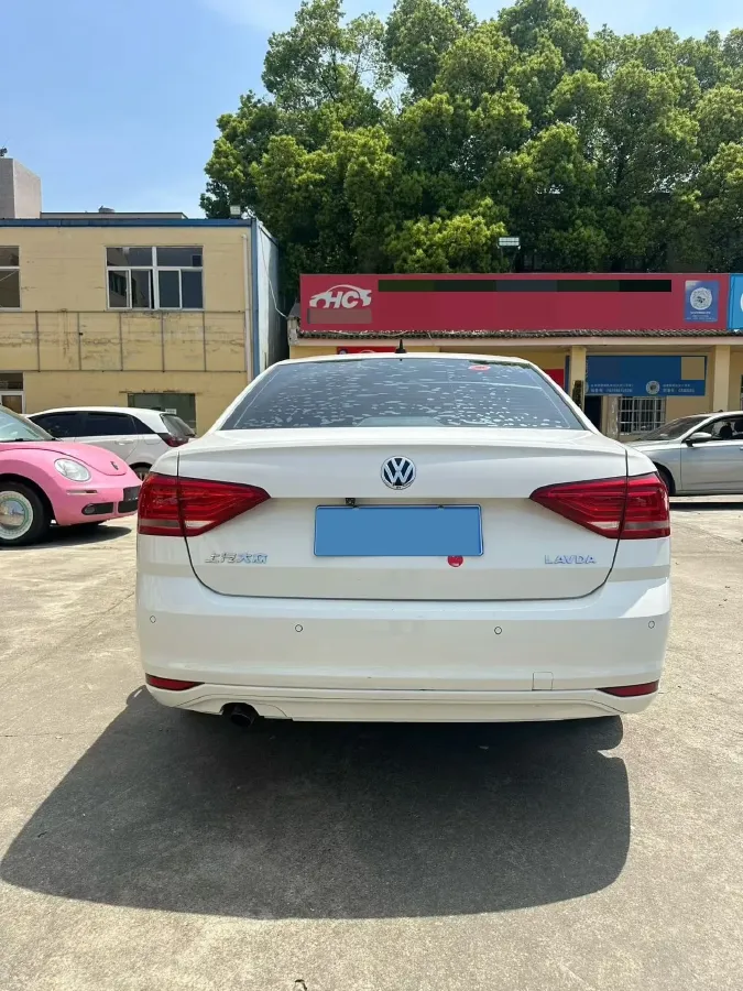2017 Volkswagen Lavida 1.6L 110HP L4 6AT,autocango,china used car exporter,china ev exporter,chinese used car exporter,chinese used ev exporter