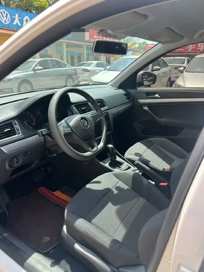 2017 Volkswagen Lavida 1.6L 110HP L4 6AT,autocango,china used car exporter,china ev exporter,chinese used car exporter,chinese used ev exporter