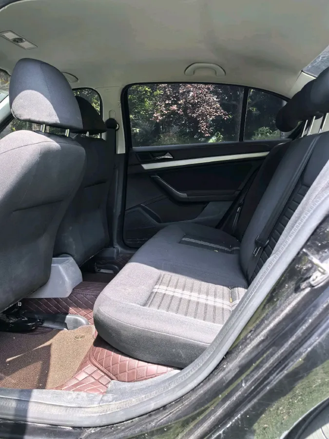 2019 Volkswagen Polo 1.5L 113HP L4 5MT,autocango,china used car exporter,china ev exporter,chinese used car exporter,chinese used ev exporter