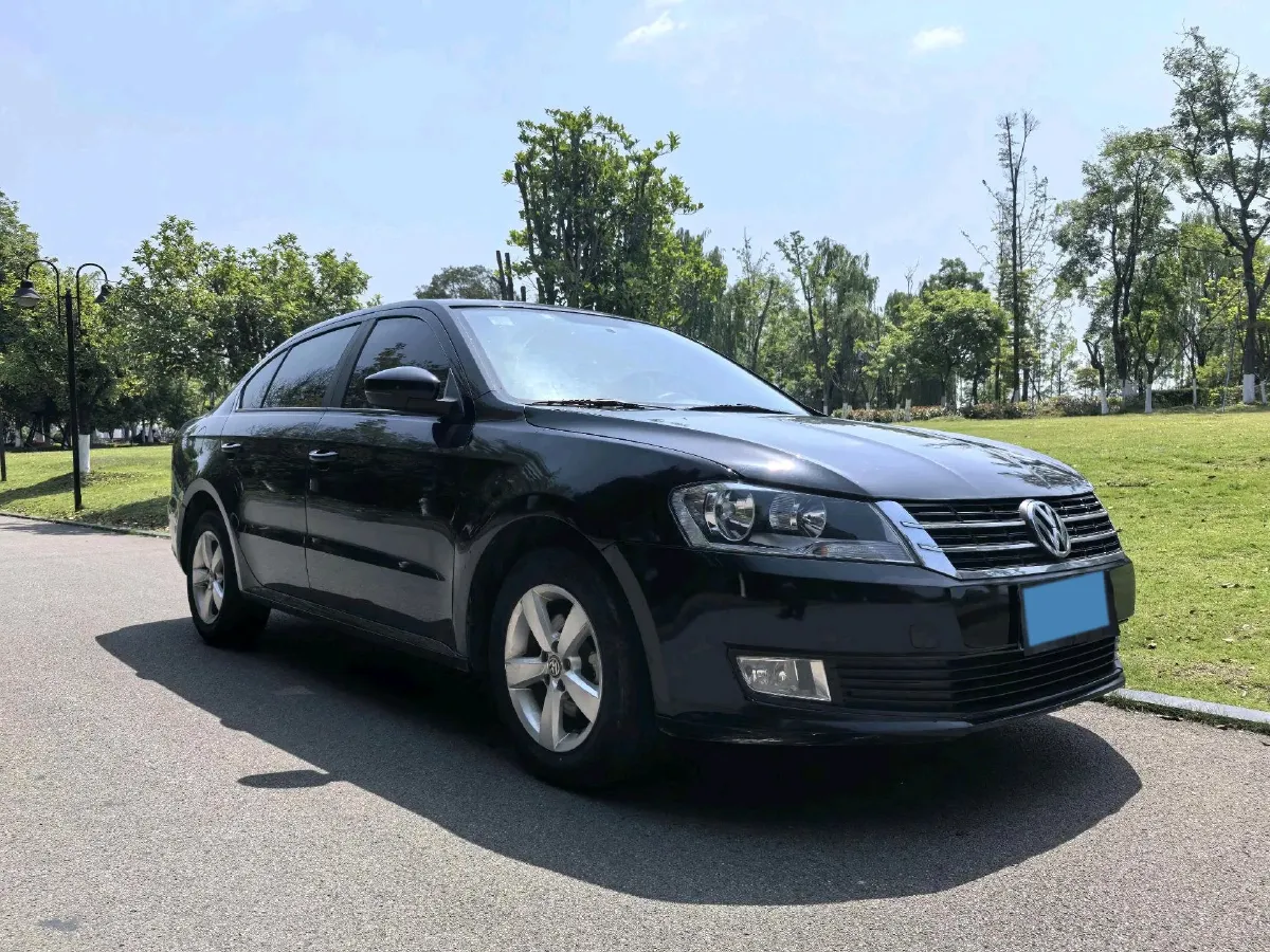 2019 Volkswagen Polo 1.5L 113HP L4 5MT,autocango,china used car exporter,china ev exporter,chinese used car exporter,chinese used ev exporter